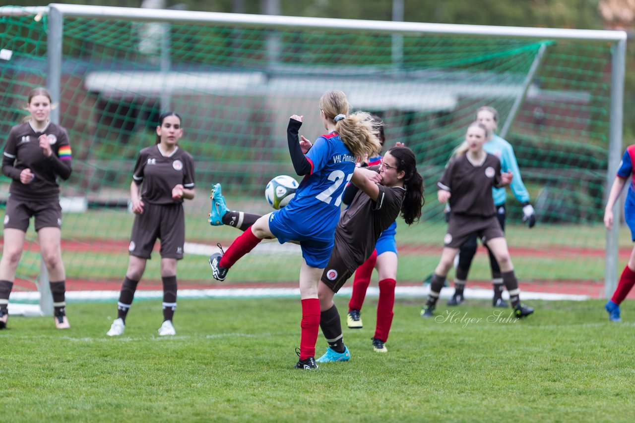 Bild 254 - wCJ VfL Pinneberg3 - St.Pauli : Ergebnis: 2:1